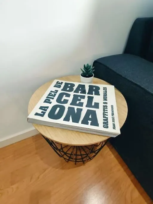 Siglo XX - Nuevo Apartamento Para 3 Barcelona Spain